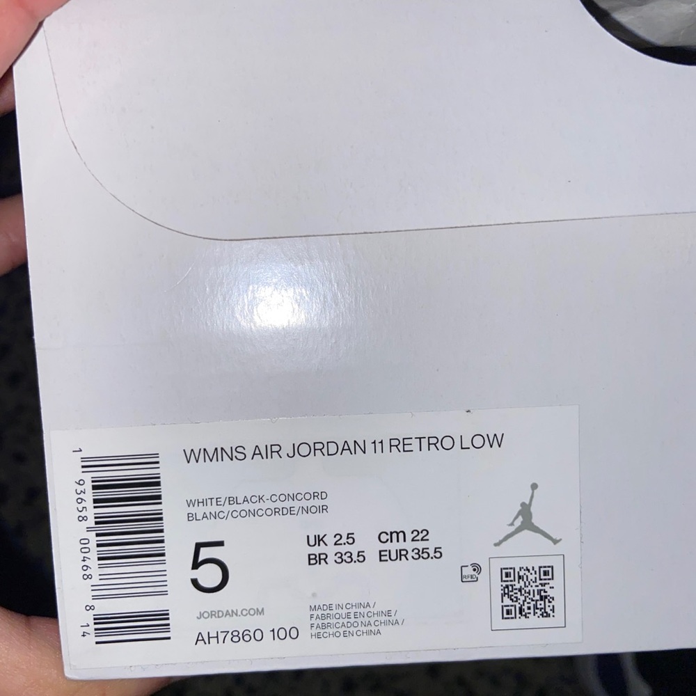 Brand New Air Jordan Retro 11 Low - Picture 8 of 12